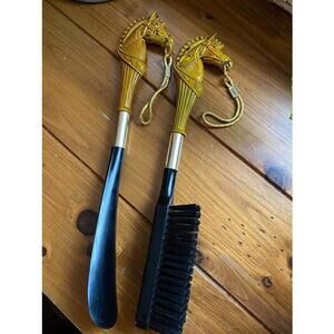 Vintage Horse Head Shoe Horn with Brush Equestrian Plastic
